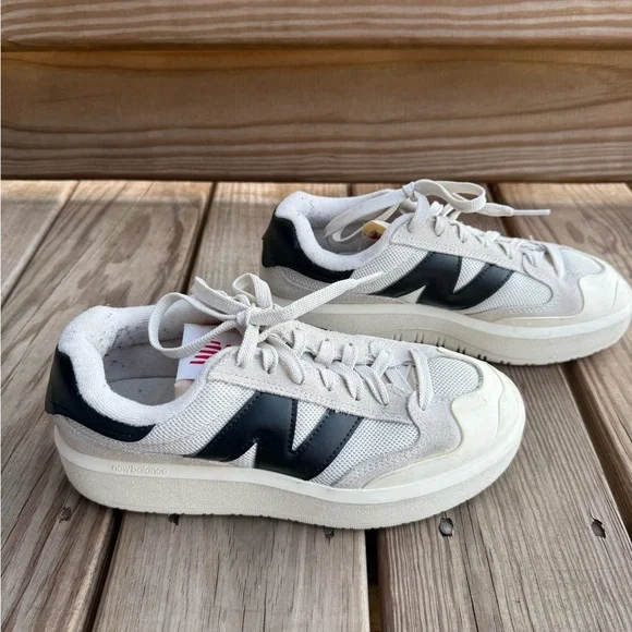 New Balance Men's Sneakers in White and Black - Picture 2 of 8